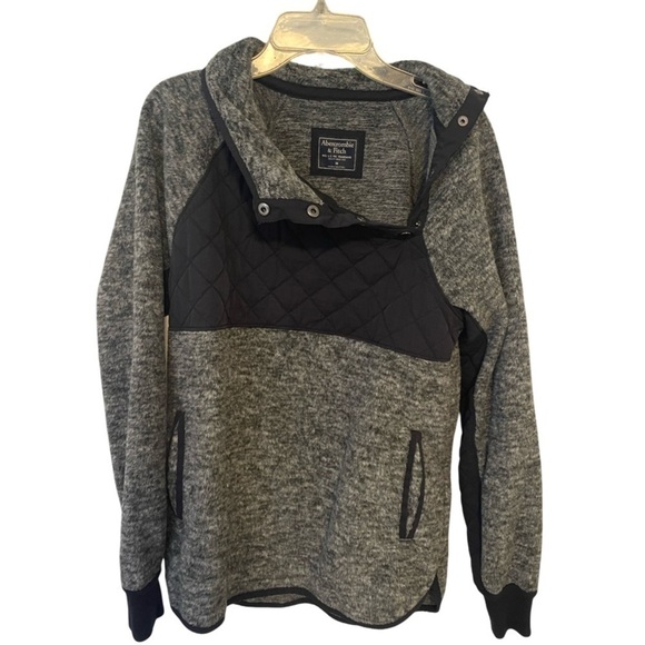 Abercrombie & Fitch Sweater M - Picture 1 of 8